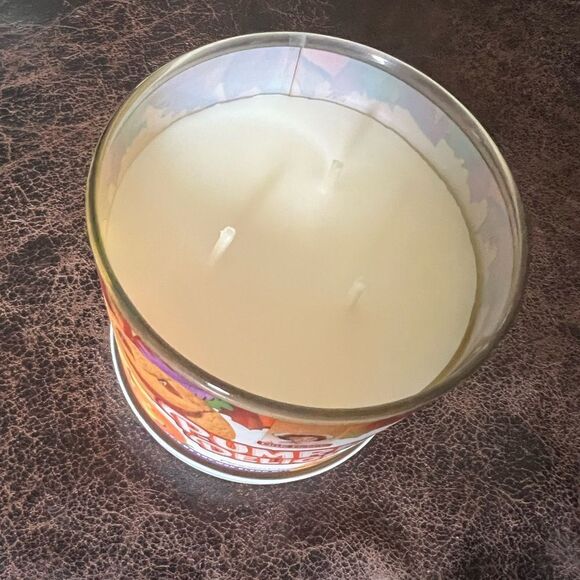 Goose Creek Limited Edition Little Debbie Pumpkin Delights 3 Wick Candle - Picture 6 of 8
